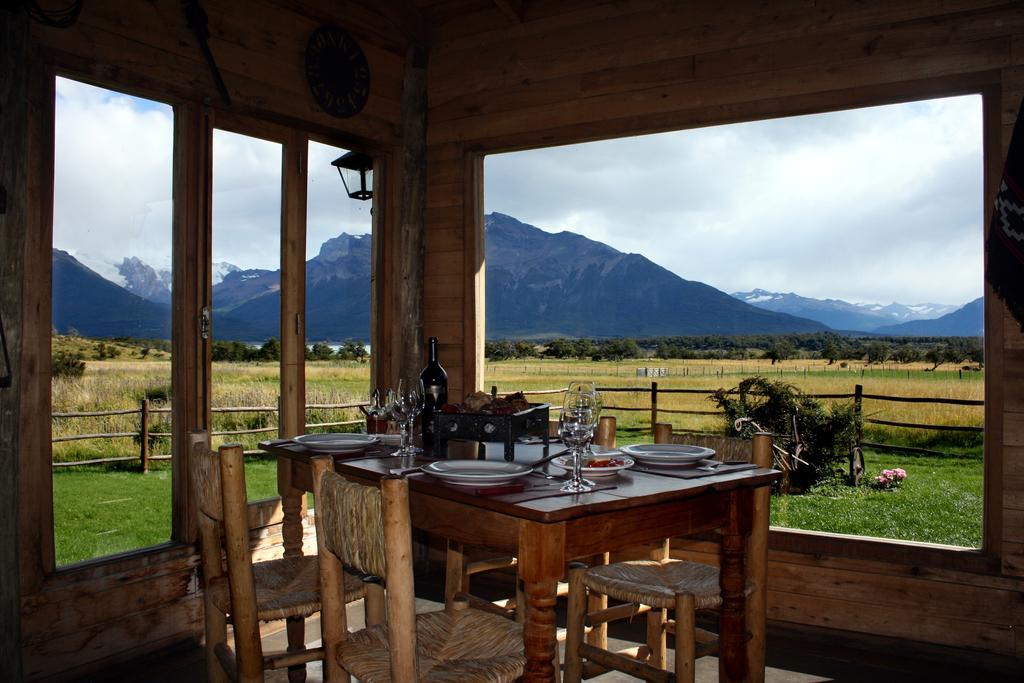 Estancia Nibepo Aike Colonia Francisco Perito Moreno Exterior photo